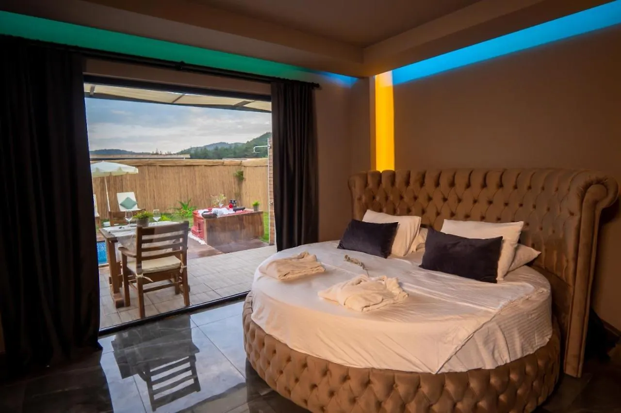 Heaven Resort Hisaroenue